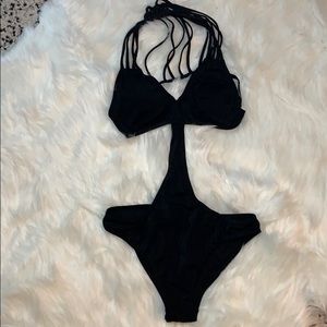 🆕 YMI Monokini Halter Top